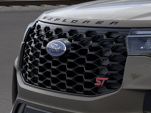 New 2026 Ford Explorer ST AWD/4WD image 17