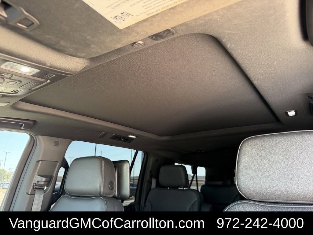 Used 2023 GMC Yukon XL Denali AWD/4WD image 28
