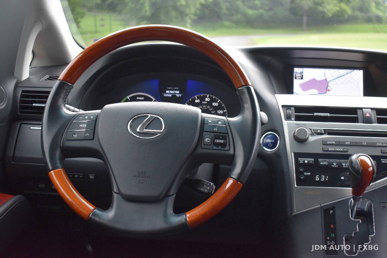 Used 2011 Lexus RX 450h AWD w/ Premium Pkg image 19