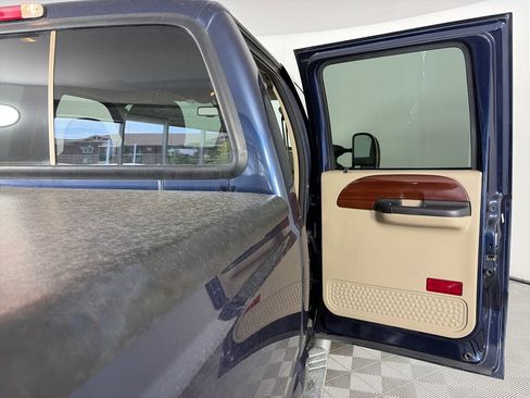 Used 2006 Ford F250 4x4 Crew Cab Super Duty image 26