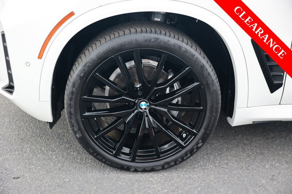Used 2024 BMW X5 sDrive40i w/ M Sport Package RWD image 14