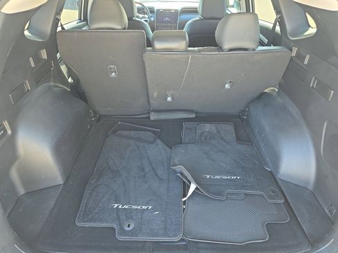 Used 2023 Hyundai Tucson Limited w/ Cargo Package image 12