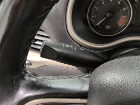 Used 2014 Jeep Cherokee Latitude w/ Cold Weather Group image 27