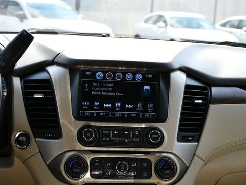 Used 2019 GMC Yukon XL Denali w/ Denali Ultimate Package AWD/4WD image 34