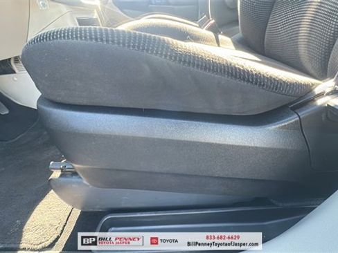 Used 2020 Dodge Grand Caravan SE image 15