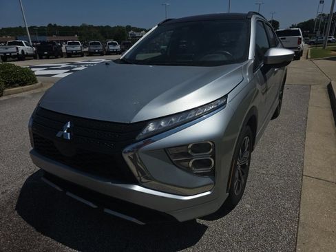 Used 2022 Mitsubishi Eclipse Cross SEL AWD/4WD image 2