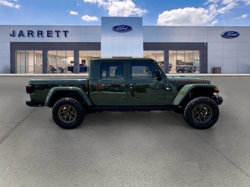 Used 2022 Jeep Gladiator Rubicon w/ LED Lighting Group AWD/4WD image 8