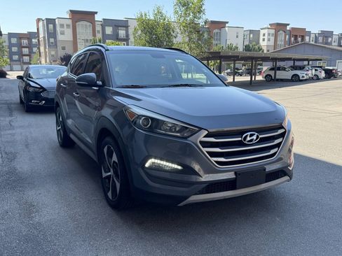 Used 2017 Hyundai Tucson Value AWD/4WD image 8