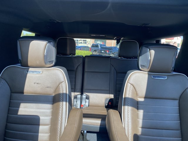 Used 2026 GMC Yukon Denali Ultimate AWD/4WD image 52