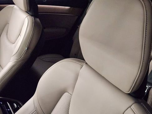 New 2026 Volvo XC90 T8 Ultra w/ Protection Package Premier image 15