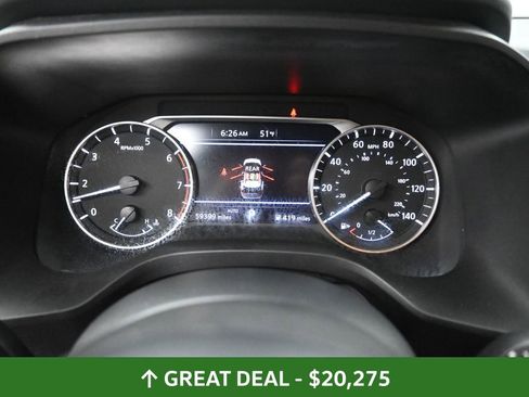 Used 2024 Nissan Rogue SV image 37