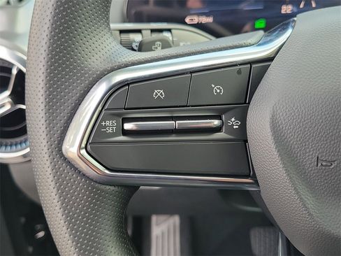 New 2026 Chevrolet Equinox EV LT image 5