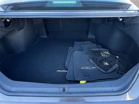 Used 2019 Toyota Avalon Touring image 28