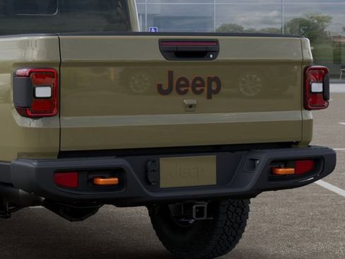 New 2026 Jeep Gladiator Mojave image 13