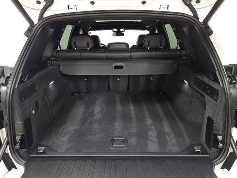 Used 2025 BMW X5 xDrive40i w/ Parking Assistance Package AWD/4WD image 6