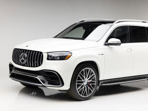 Used 2021 Mercedes-Benz GLS 63 AMG 4MATIC image 23