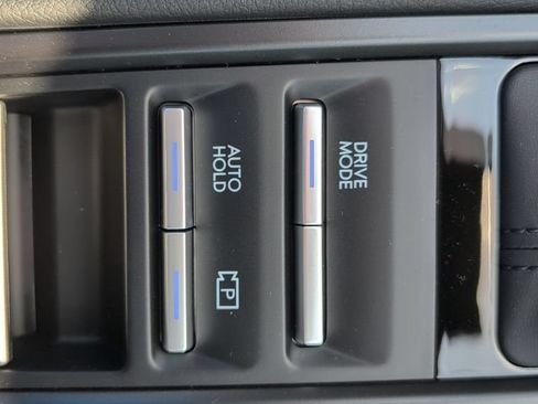 Used 2025 Hyundai Sonata SE FWD image 19