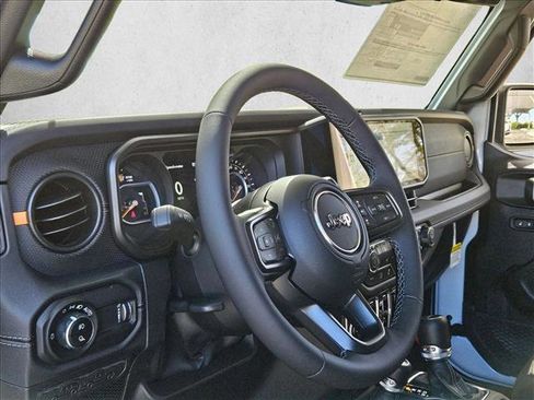 New 2026 Jeep Gladiator Mojave image 3