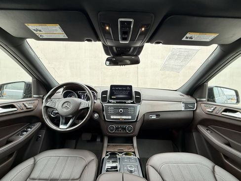 Used 2019 Mercedes-Benz GLS 450 4MATIC image 6