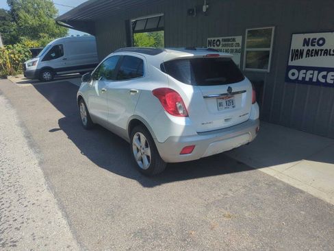 Used 2016 Buick Encore FWD image 3