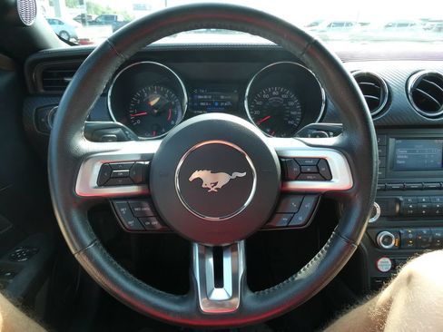 Used 2015 Ford Mustang Convertible w/ Equipment Group 051A RWD image 27