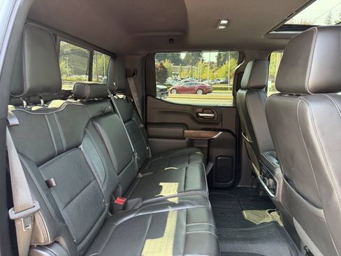 Used 2019 Chevrolet Silverado 1500 High Country w/ High Country Premium Package AWD/4WD image 21