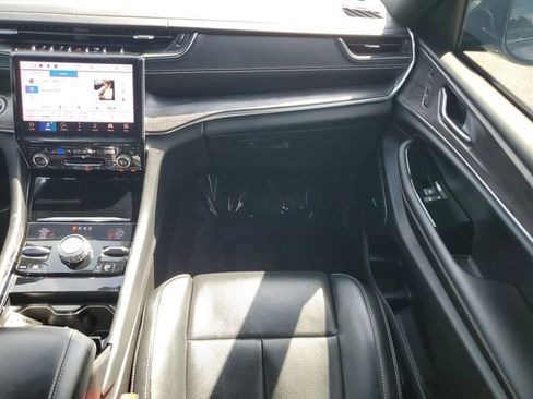 Certified 2021 Jeep Grand Cherokee L Overland w/ Luxury Tech Group IV image 19