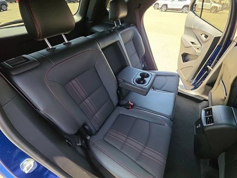 Used 2023 Chevrolet Equinox RS AWD/4WD image 30