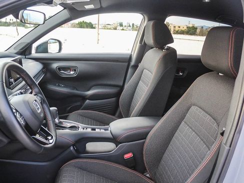 Used 2025 Honda HR-V Sport image 16