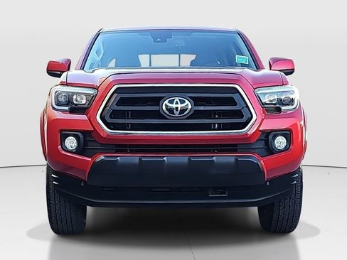 Used 2023 Toyota Tacoma SR5 RWD image 2