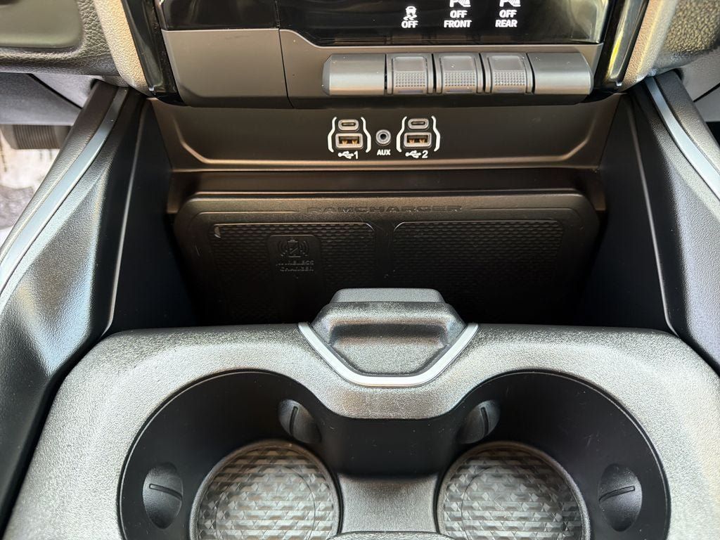 Used 2025 RAM 1500 Big Horn AWD/4WD image 21