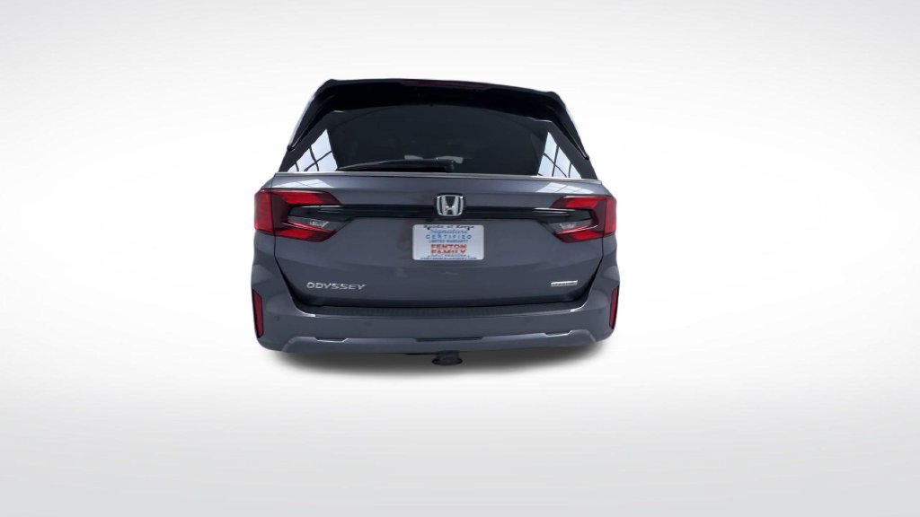 Used 2025 Honda Odyssey Touring image 8