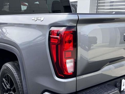 Used 2020 GMC Sierra 1500 Elevation w/ Elevation Value Package image 13