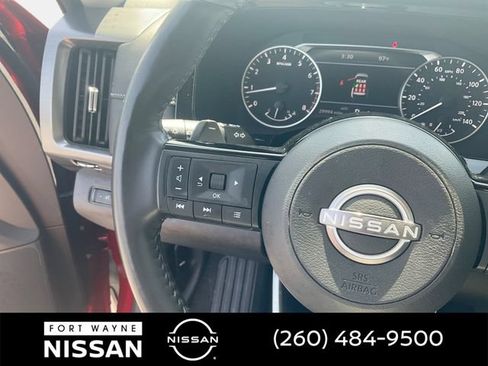 Certified 2024 Nissan Pathfinder SL AWD/4WD image 23