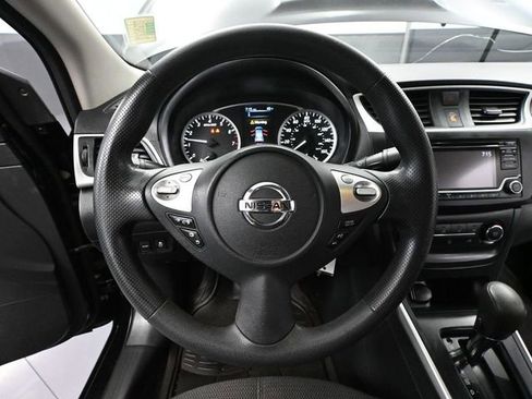 Used 2018 Nissan Sentra S image 22