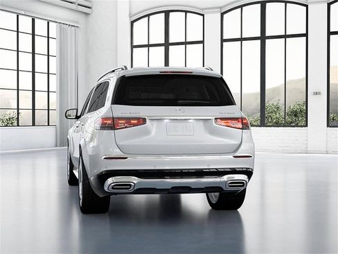New 2026 Mercedes-Benz Maybach GLS 600 4MATIC image 26