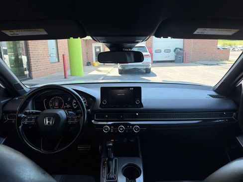 Used 2022 Honda Civic Sport image 18