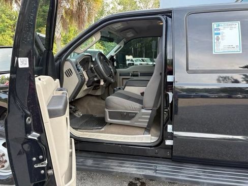 Used 2009 Ford F350 4x4 Crew Cab DRW Super Duty image 12
