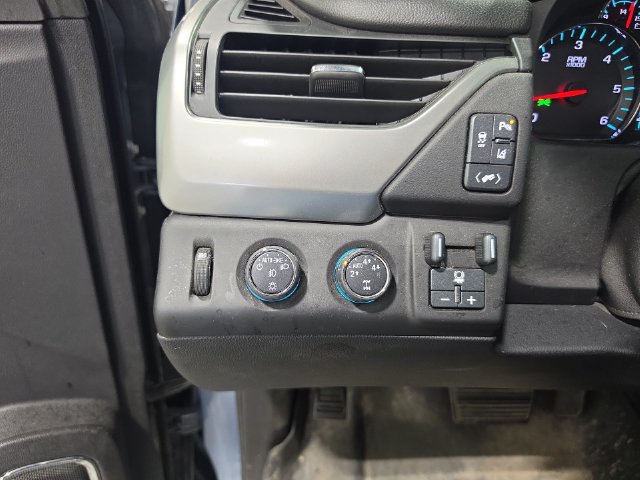 Used 2015 Chevrolet Tahoe LTZ AWD/4WD image 14