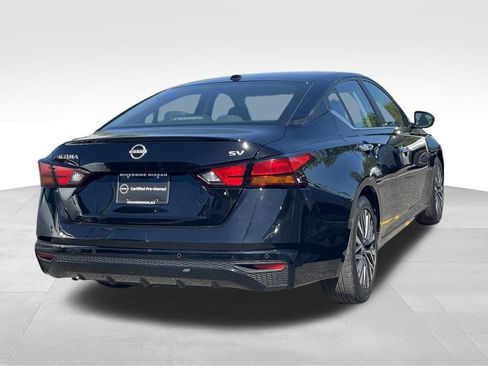 Certified 2024 Nissan Altima 2.5 SV FWD image 5
