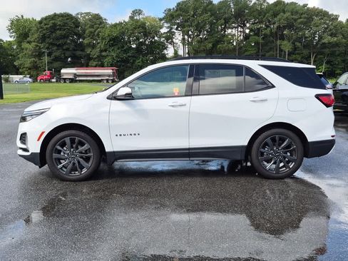 Used 2023 Chevrolet Equinox RS w/ RS Leather Package AWD/4WD image 7