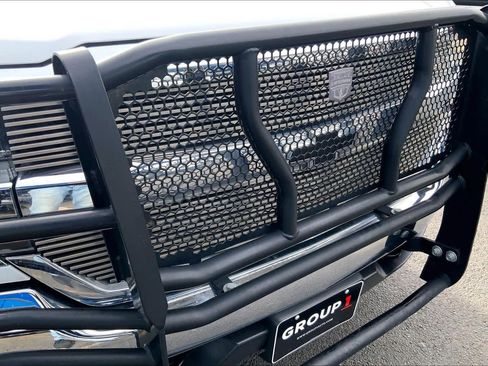 Used 2018 Chevrolet Silverado 1500 LT w/ Texas Edition image 30