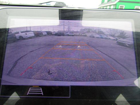 Used 2022 Chevrolet Malibu LT image 14