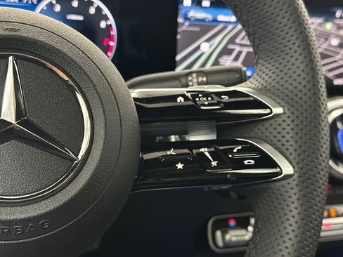 Used 2026 Mercedes-Benz GLA 250 4MATIC image 25