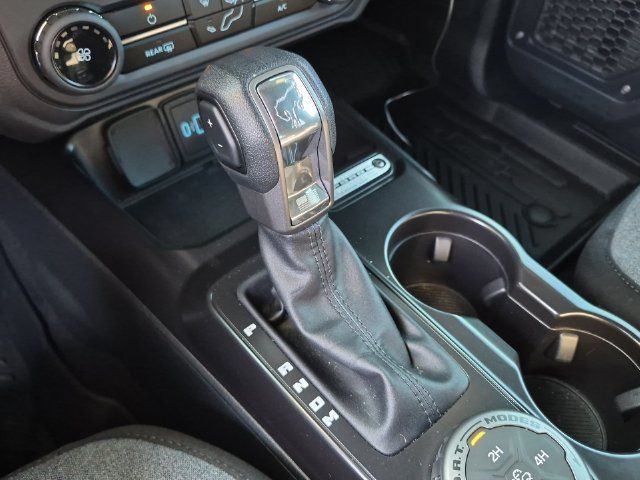 Used 2025 Ford Bronco 2-Door AWD/4WD image 38