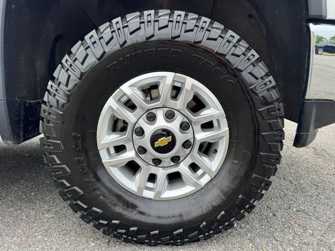 Used 2020 Chevrolet Silverado 2500 LT w/ All Star Edition AWD/4WD image 15