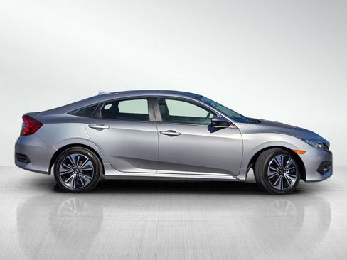 Used 2018 Honda Civic EX-L image 3