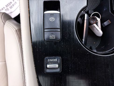 Used 2023 Nissan Rogue SL w/ SL Premium Package image 29