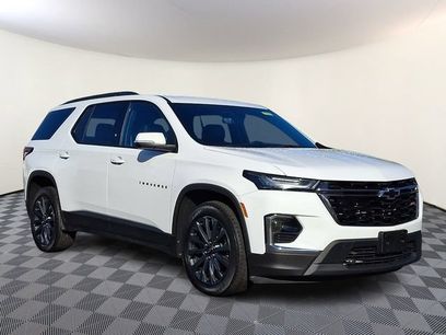 Used 2023 Chevrolet Traverse RS