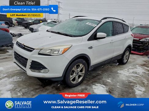 Used 2015 Ford Escape SE w/ Equipment Group 201A image 1